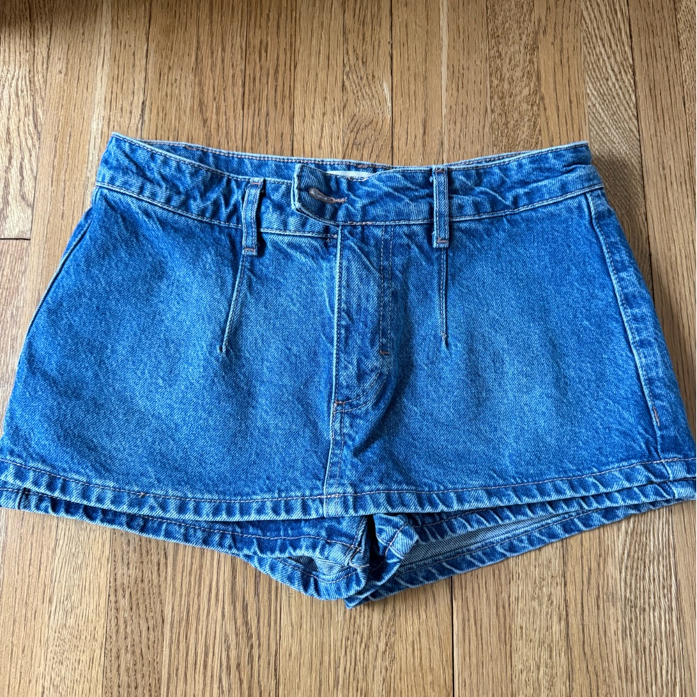 Free People We The Free Classic Blue Denim skort size 25